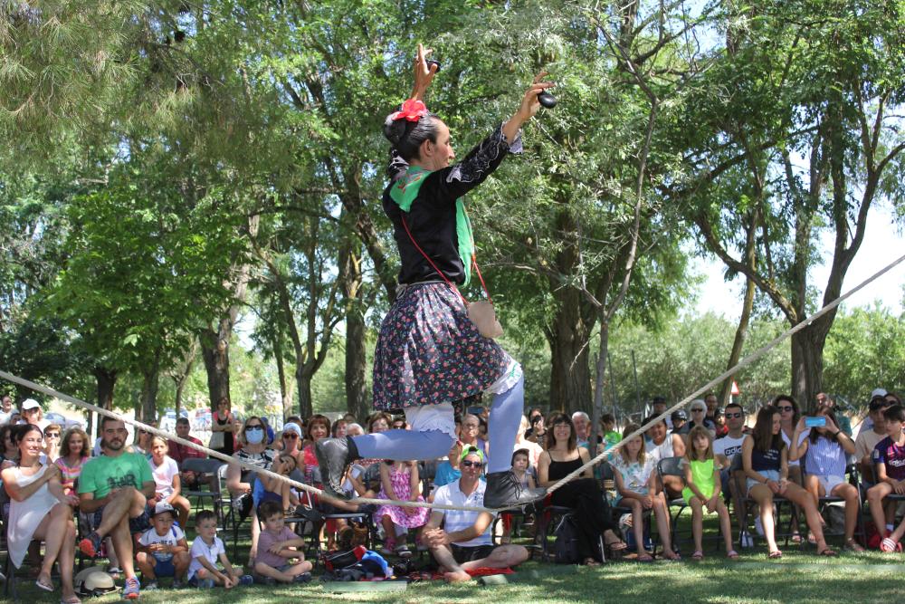 Imagen: El espectáculo 'Circo jotero' tuvo lugar dentro del Festival Internacional de la Oralidad.